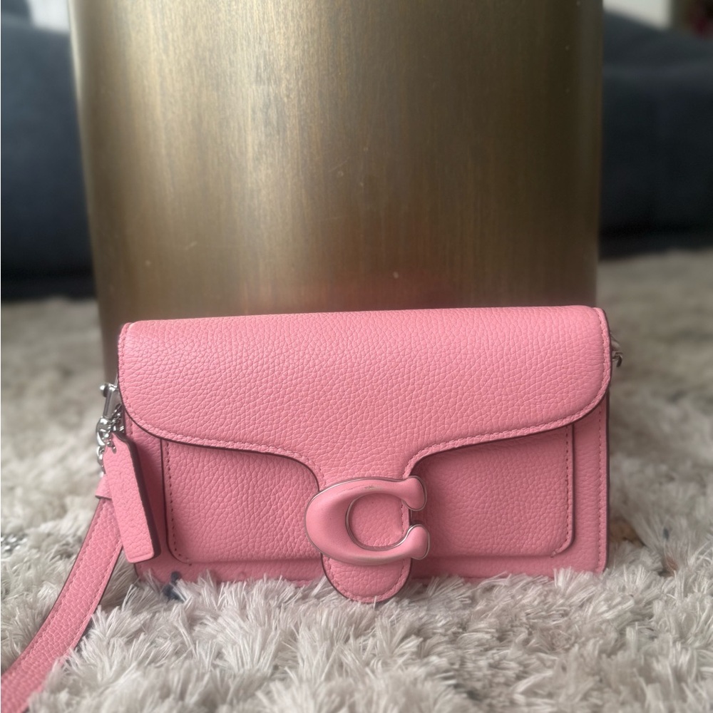 COACH PINK CHAIN TABBY CLUTCH